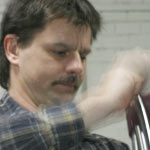 Martin Palmowski poliert Edelstahl